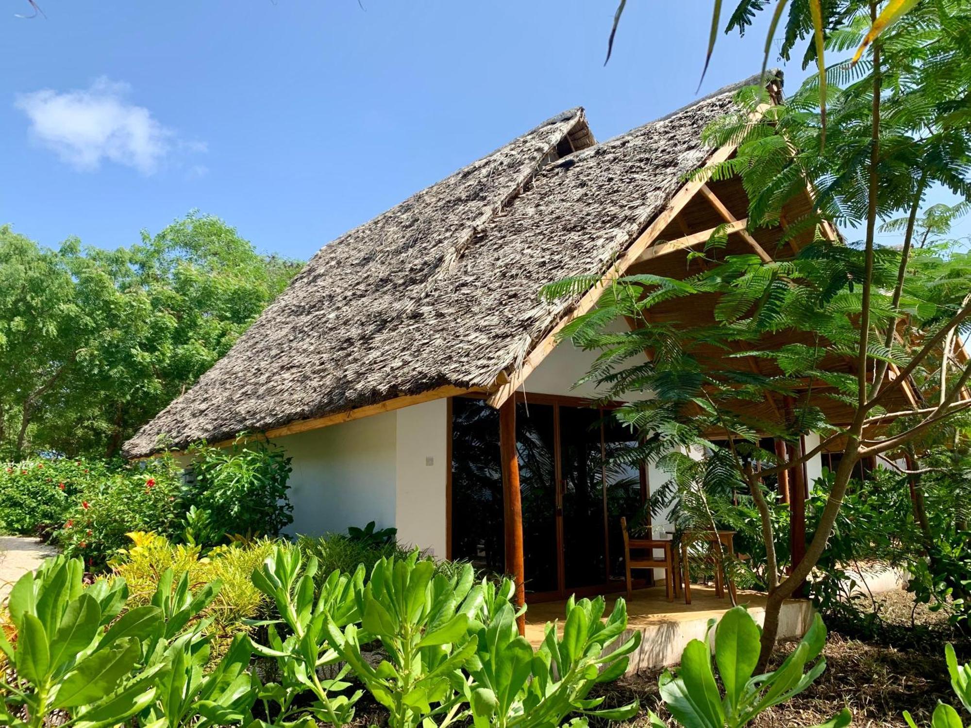 Kidoti Bay Hotel Exterior foto