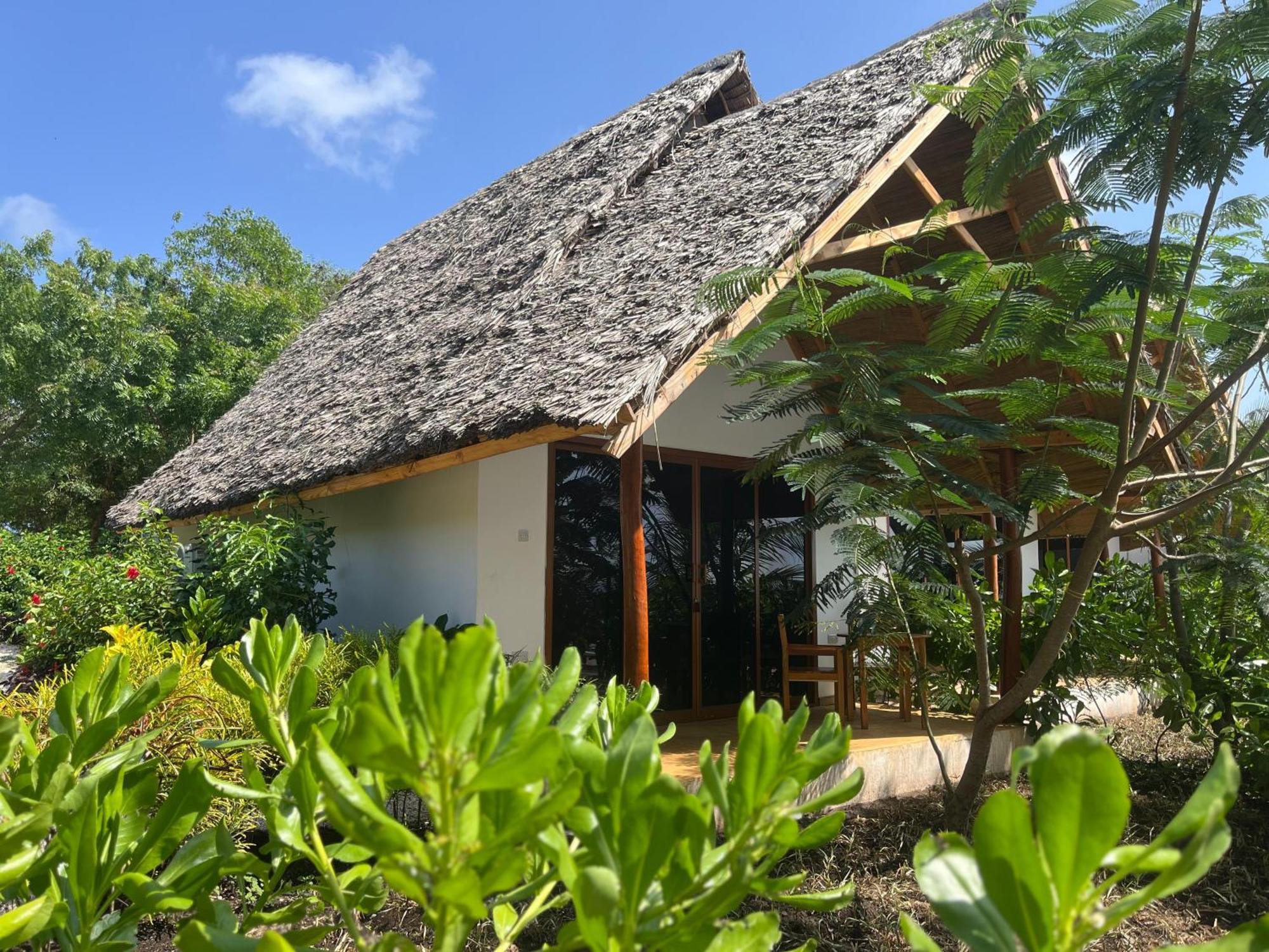 Kidoti Bay Hotel Exterior foto