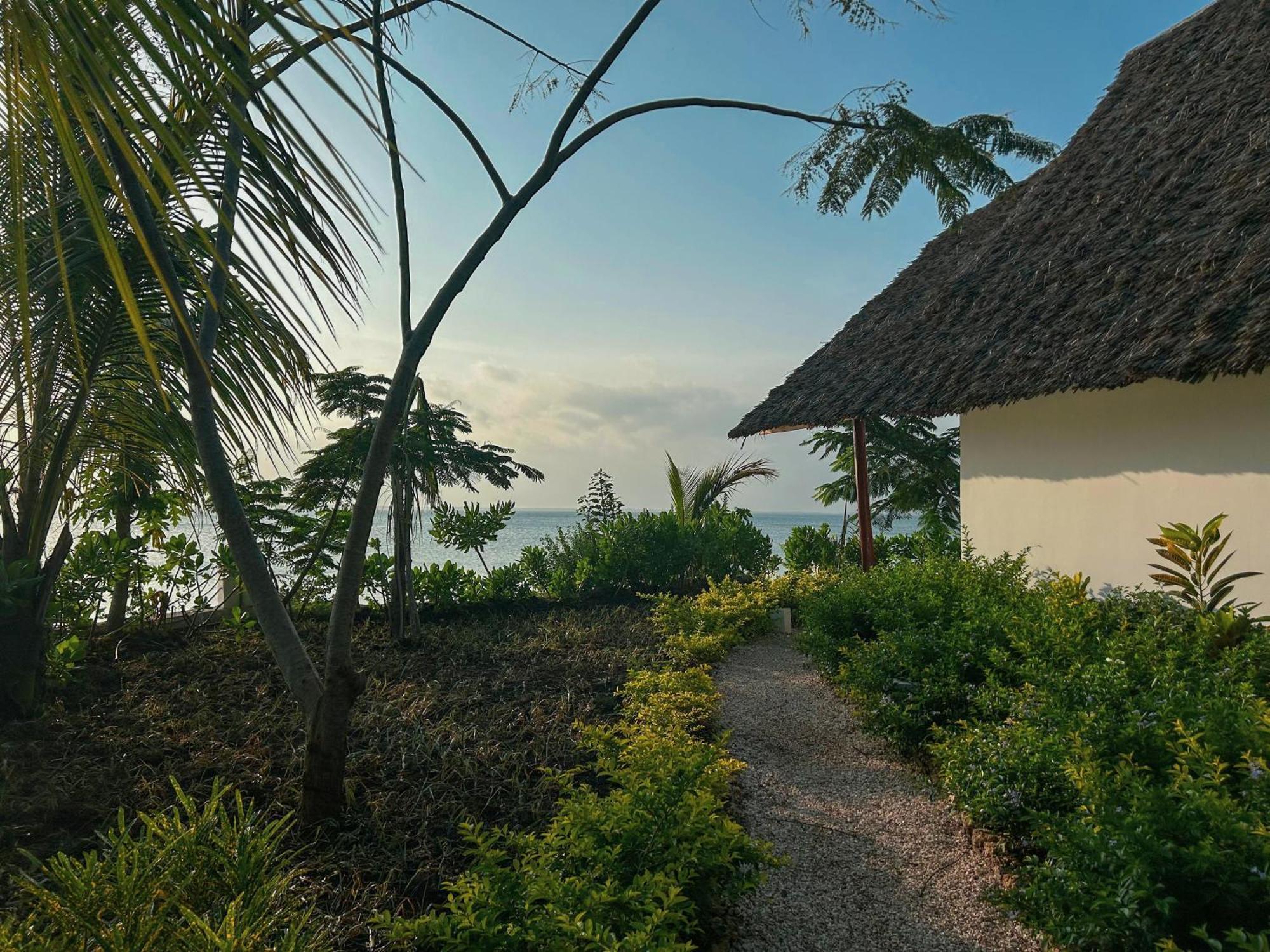 Kidoti Bay Hotel Exterior foto